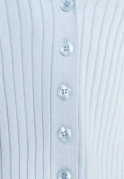 Nly by Nelly Produit de première qualité Gilet pulls et gilets col en v profond femme 17 Nly by Nelly Produit de première qualité Gilet pulls et gilets col en v profond femme -Nly by Nelly boutique 5f8a09579c164dcbb5c2a75b16871f3c