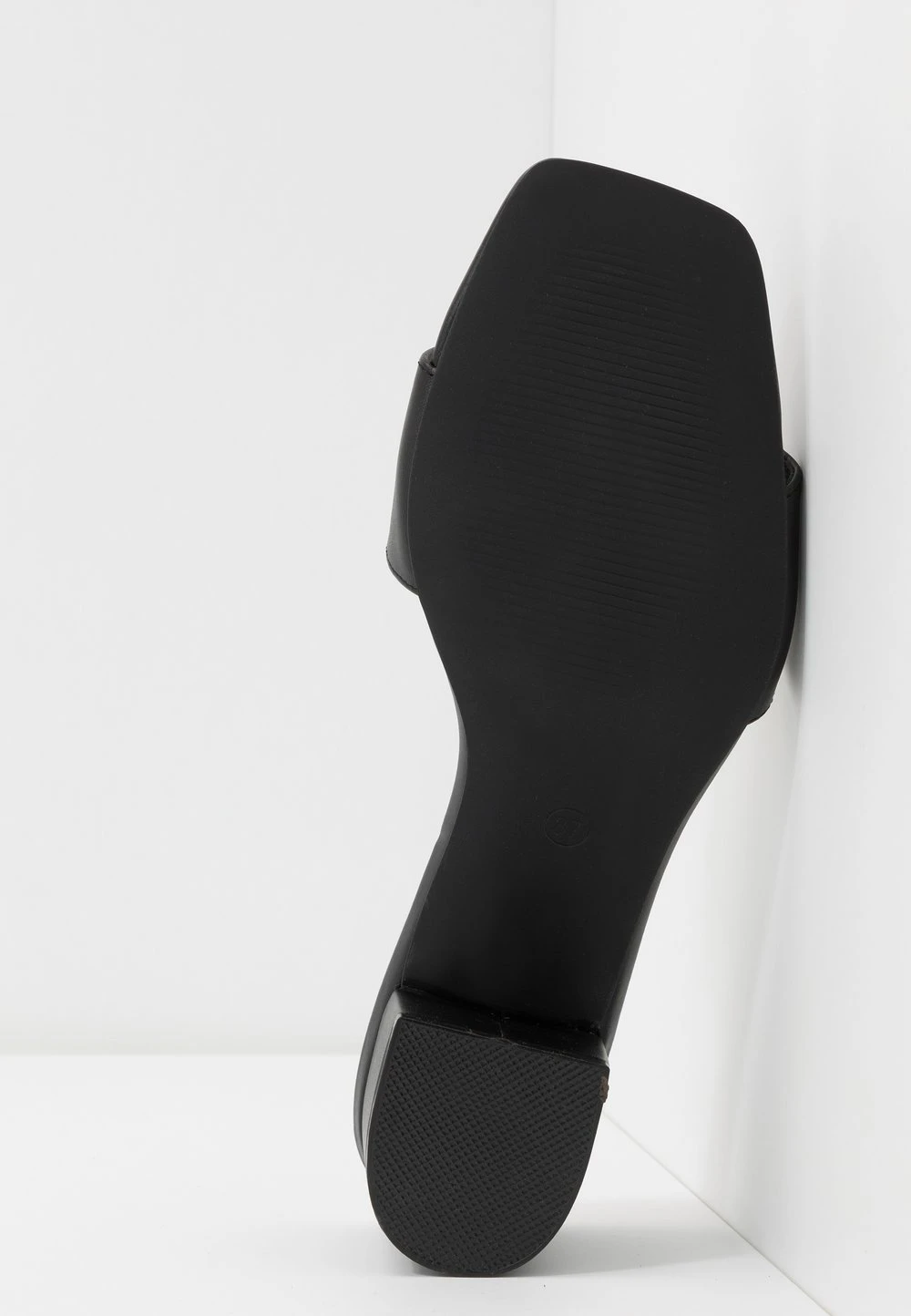 64602b3dd98b49b7a6f0b451d84de6d0.jpg Garantie De Qualité 100% Nly by Nelly ALL DAY HEEL - Mules à talons ouvert femme -Nly by Nelly boutique 64602b3dd98b49b7a6f0b451d84de6d0