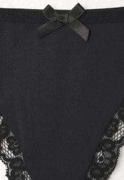 Prix Réduit Nly by Nelly ADORE ME THONG 3-PACK - String lingerie haute femme -Nly by Nelly boutique 64a6a1bad52d48f4bd498856fdd1e176