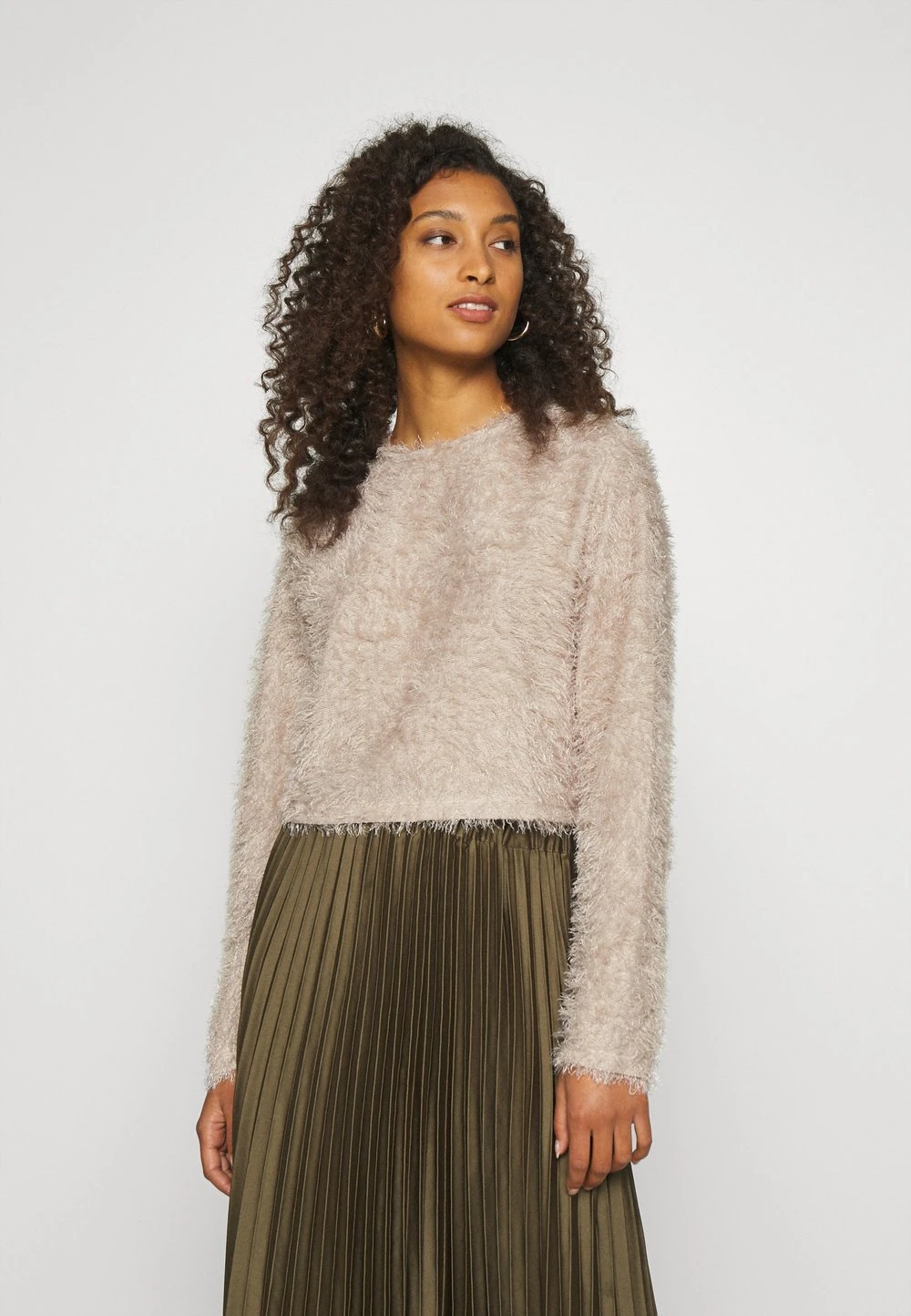 Promos Nly by Nelly SO FLUFFY - Pullover pulls et gilets col rond femme 3 Promos Nly by Nelly SO FLUFFY - Pullover pulls et gilets col rond femme