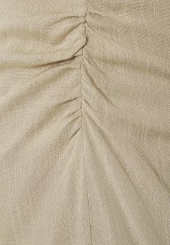 Nly by Nelly BE MINE RUCHED DRESS - Robe de soirée Prix Accessible robes col en v profond femme 7 Nly by Nelly BE MINE RUCHED DRESS - Robe de soirée Prix Accessible robes col en v profond femme -Nly by Nelly boutique 66337c71161d49948637416676bef923