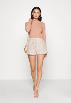 Nly by Nelly Prix Préférentiel CUTE CROCHET SHORTS - Short haute femme -Nly by Nelly boutique 6a899626f98145b4903f2b01c4eaa3c8