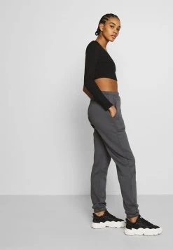 Qualité Supérieure Nly by Nelly COZY POCKET PANTS - Pantalon de survêtement pantalons haute femme -Nly by Nelly boutique 6b19e350fabe4620804e88b0a9da966c