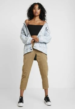 Nly by Nelly Bonne Qualité STRAP - Débardeur t-shirts et tops couleur unie femme -Nly by Nelly boutique 6d093af842e34870a58f1a3a47e0d141