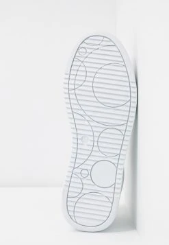 Prix Raisonnable Nly by Nelly FLIRTY PLATFORM - Baskets basses baskets & sneakers rond femme -Nly by Nelly boutique 703b364cc5f64a9cb8a7b0c98fed857c