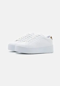 Nly by Nelly GO FLEX PLATFORM - Baskets basses Meilleur Prix Garanti sneakers rond femme 10 Nly by Nelly GO FLEX PLATFORM - Baskets basses Meilleur Prix Garanti sneakers rond femme -Nly by Nelly boutique 71cd0cdf23884d04837fc3de023722cc