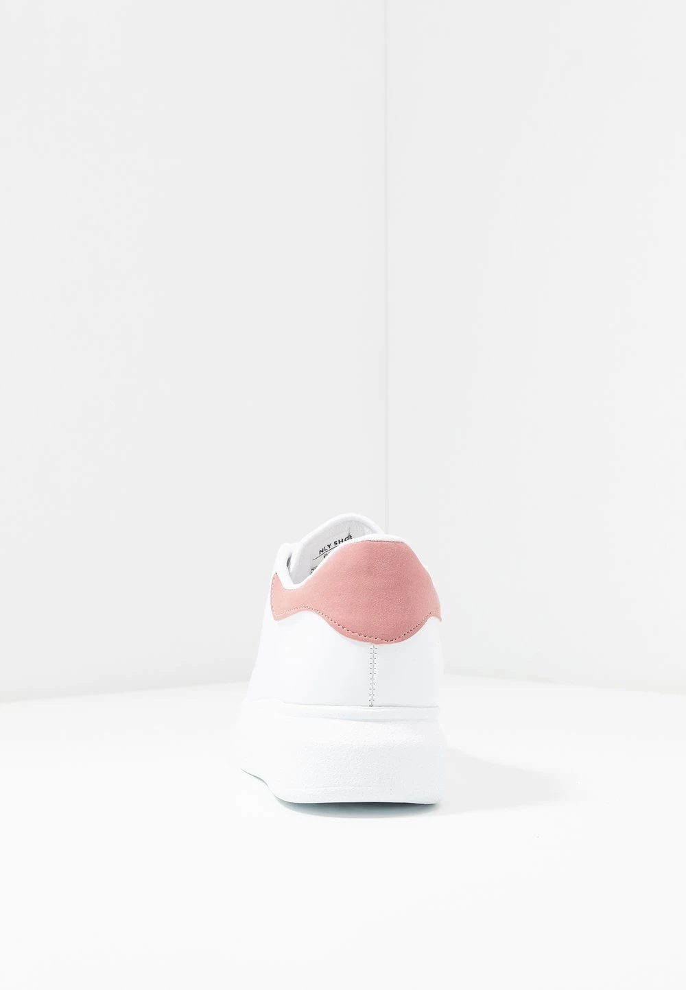 753337c94cf84924a3ea4aad499762f3.jpg Première Qualité Nly by Nelly PERFECT - Baskets basses baskets & sneakers rond femme -Nly by Nelly boutique 753337c94cf84924a3ea4aad499762f3