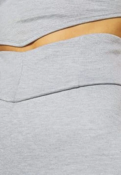 Garantie De Qualité 100% Nly by Nelly CORSET SEAM SET - Pantalon de survêtement t-shirts et tops normale femme 8 Garantie De Qualité 100% Nly by Nelly CORSET SEAM SET - Pantalon de survêtement t-shirts et tops normale femme -Nly by Nelly boutique 75e6d396af704b448af8d9bad8129532