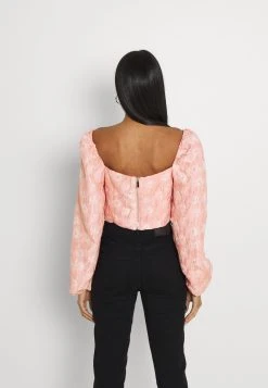 Nly by Nelly Prix Imbattable PUFFY SLEEVE HEART - Blouse chemises et blouses echancrure dos femme -Nly by Nelly boutique 7a0ecbd8865c480a9bb6cb5a5d633db0
