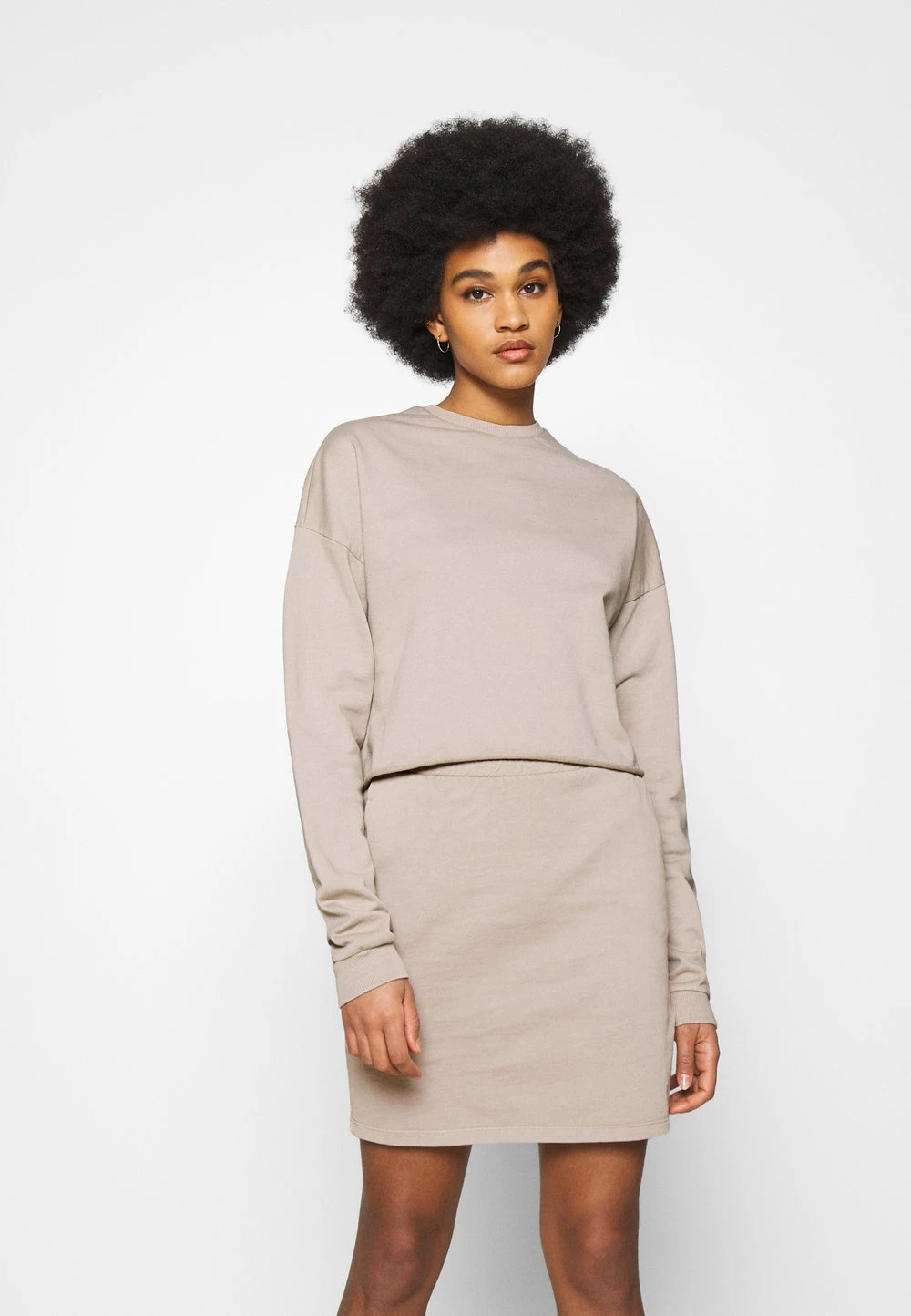 Nly by Nelly Prix Discount WATCH OUT SKIRT SET - Sweatshirt jupes col rond femme 3 Nly by Nelly Prix Discount WATCH OUT SKIRT SET - Sweatshirt jupes col rond femme