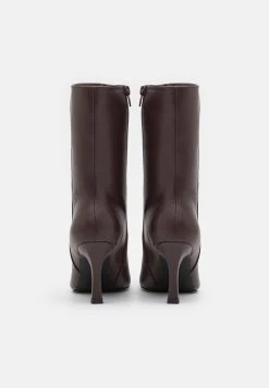 Bon Rapport Coût-Efficacité Nly by Nelly DAY TO NIGHT BOOT - Bottines rond femme 11 Bon Rapport Coût-Efficacité Nly by Nelly DAY TO NIGHT BOOT - Bottines rond femme -Nly by Nelly boutique 803237f7b4f24527a6bc52818f41509e