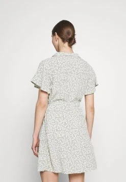 Nly by Nelly Prix Dégriffé EVERYDAY DRESS - Robe chemise robes col en v profond femme 4 Nly by Nelly Prix Dégriffé EVERYDAY DRESS - Robe chemise robes col en v profond femme -Nly by Nelly boutique 81d81f78fef141d280cbae2d71b9cac5