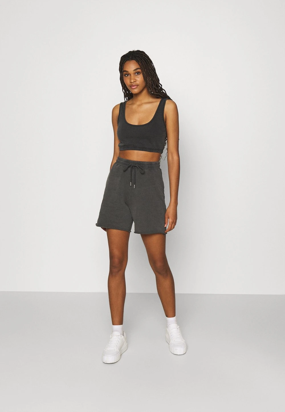 Nly by Nelly WATCH OUT SET - Débardeur Haute Qualité shorts haute femme 3 Nly by Nelly WATCH OUT SET - Débardeur Haute Qualité shorts haute femme