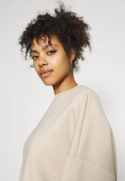 Nly by Nelly GOT IT - Sweatshirt Marchandise de première qualité pulls et gilets col rond femme -Nly by Nelly boutique 8d89c5b79aa54018899804a1d68b0721