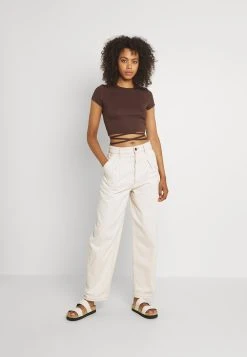 Nly by Nelly Prix Jamais Vus PERFECT CROPPED TIE - Débardeur t-shirts et tops col rond femme 8 Nly by Nelly Prix Jamais Vus PERFECT CROPPED TIE - Débardeur t-shirts et tops col rond femme -Nly by Nelly boutique 8dfd4fe998e24ba0a56ef2955fe0da52