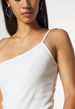 Nly by Nelly Se Vend Bas Prix ON YOUR SIDE - Débardeur t-shirts et tops couleur unie femme 7 Nly by Nelly Se Vend Bas Prix ON YOUR SIDE - Débardeur t-shirts et tops couleur unie femme -Nly by Nelly boutique 94b4ec644e9348c783f92c671fc4a71a