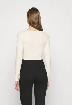 Nly by Nelly CRISS CROSS CROPPED - T-shirt à manches longues Prix Usine t-shirts et tops cache-cœur femme 4 Nly by Nelly CRISS CROSS CROPPED - T-shirt à manches longues Prix Usine t-shirts et tops cache-cœur femme -Nly by Nelly boutique 9700ad4f0a644a48ad16410aa3a405f1