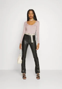 Prix Réduit Nly by Nelly AMAZING - T-shirt à manches longues t-shirts et tops encolure large ronde femme 8 Prix Réduit Nly by Nelly AMAZING - T-shirt à manches longues t-shirts et tops encolure large ronde femme -Nly by Nelly boutique 977480e1f4c743a3ac56ea1d2fcf1163