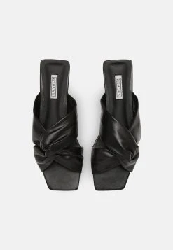 Prix Refroidis Nly by Nelly TWISTED FEELS FLAT - Mules ouvert femme 14 Prix Refroidis Nly by Nelly TWISTED FEELS FLAT - Mules ouvert femme -Nly by Nelly boutique 9b64d594584c48338d6a841d66d8968b