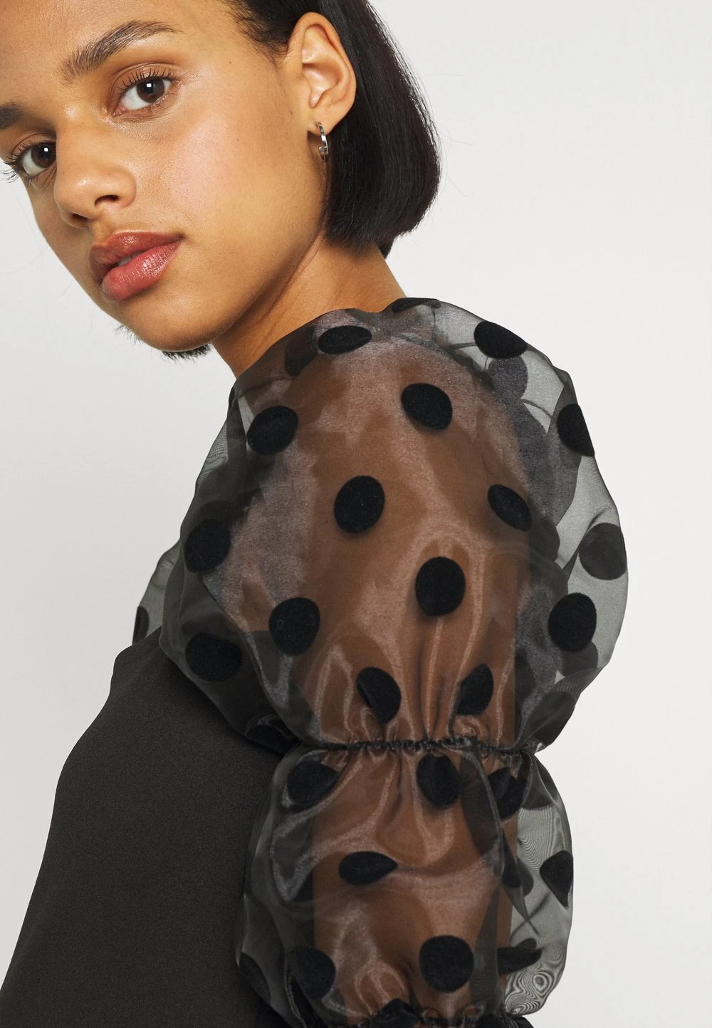 Nly by Nelly PUFF SLEEVES - T-shirt à manches longues Prix Raisonnable t-shirts et tops col carré femme 7 Nly by Nelly PUFF SLEEVES - T-shirt à manches longues Prix Raisonnable t-shirts et tops col carré femme – Image 5