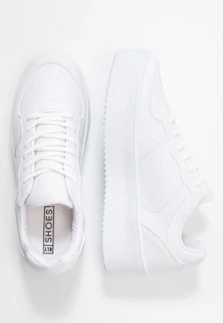 Prix Raisonnable Nly by Nelly FLIRTY PLATFORM - Baskets basses baskets & sneakers rond femme -Nly by Nelly boutique 9cebb311712e43c78d0242c3239d2266