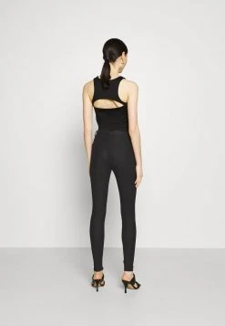 Nly by Nelly Prix De Rêve COATED ZIP PANTS - Pantalon classique pantalons haute femme 4 Nly by Nelly Prix De Rêve COATED ZIP PANTS - Pantalon classique pantalons haute femme -Nly by Nelly boutique 9dadabc025fe4ef1af68f04dbbc9ae9b