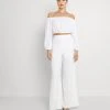 Nly by Nelly MY OFF SHOULDER SET - Pantalon classique Remise En Ligne chemises et blouses carmen femme -Nly by Nelly boutique 9e8179aa27b94fadb64b6d456a728944