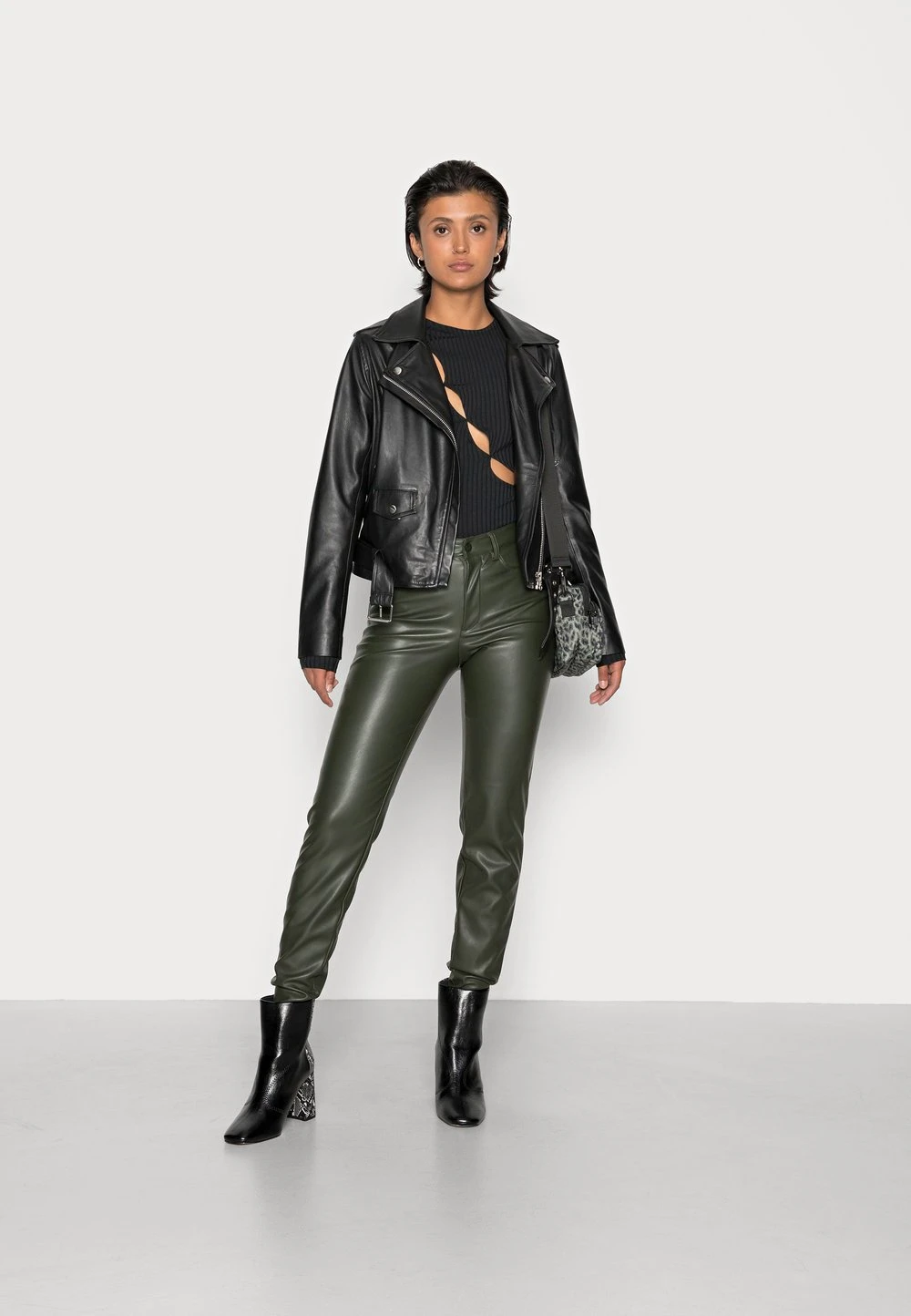 Nly by Nelly Prix Cassé PEEK - Body lingerie col rond femme 4 Nly by Nelly Prix Cassé PEEK - Body lingerie col rond femme – Image 2