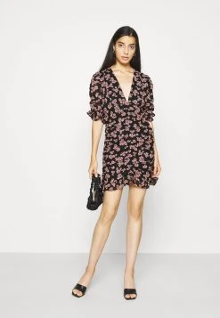 Nly by Nelly Rabais BE MINE DRESS - Robe de jour robes col en v profond femme 10 Nly by Nelly Rabais BE MINE DRESS - Robe de jour robes col en v profond femme -Nly by Nelly boutique a077404fe3cf4f289efd9ff80bd71497