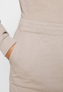 Nly by Nelly Prix Discount WATCH OUT SKIRT SET - Sweatshirt jupes col rond femme 17 Nly by Nelly Prix Discount WATCH OUT SKIRT SET - Sweatshirt jupes col rond femme -Nly by Nelly boutique a1146a1d7d774f45a38134abe4401c17