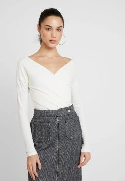 Prix Avantageux Nly by Nelly CRISS CROSS SHOULDER - T-shirt à manches longues t-shirts et tops echancrure dos femme