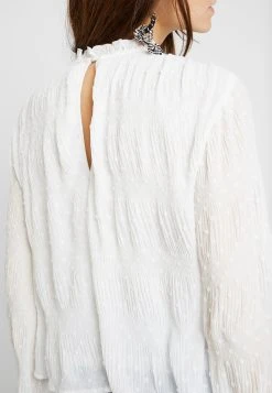 Nly by Nelly Prix Bradés RUCHED BLOUSE - Blouse t-shirts et tops col officier femme -Nly by Nelly boutique ad7723d31b1b4b69ba1b9bdc689d794c