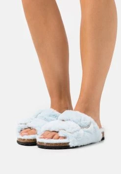 Nly by Nelly DOUBLE STRAP FLUFFY FLAT - Mules Soldes En Ligne chaussons ouvert femme