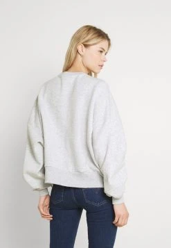 Prix Raisonnable Nly by Nelly GOT IT - Sweatshirt pulls et gilets col rond femme -Nly by Nelly boutique afb80637a1f04f84a370e51174728944