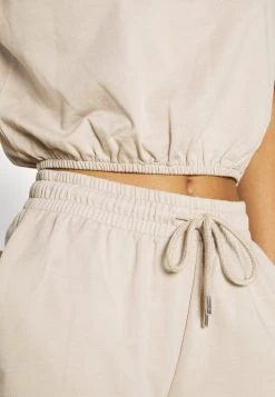 Nly by Nelly Prix Exclusifs PUFFY TEE SET - T-shirt basique shorts haute femme -Nly by Nelly boutique b18093f066cf443083fb4bb1c46ce2ab