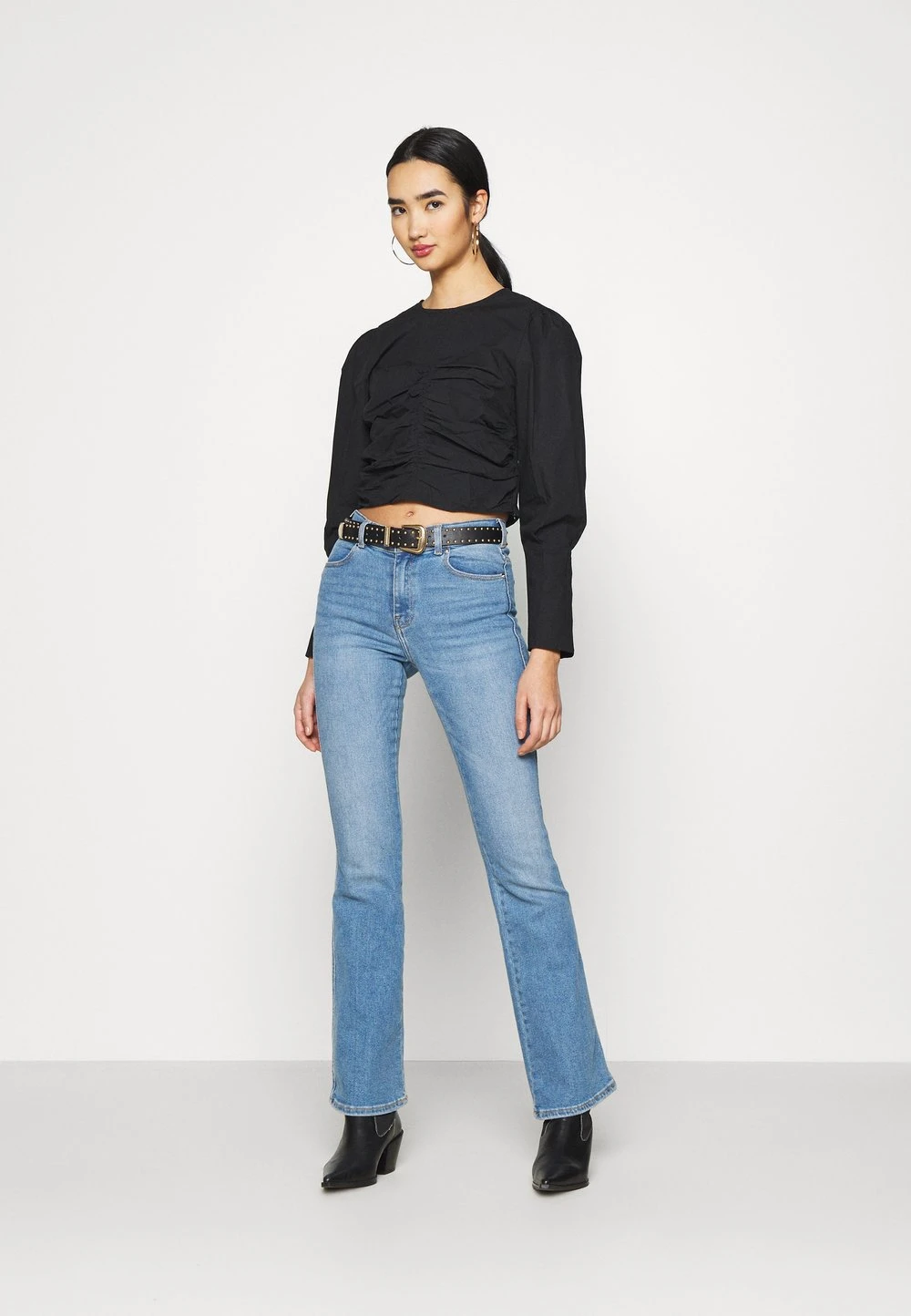 b2d48bb7ae8749b78b2ef00b3e0eadaa.jpg Discount En Ligne Nly by Nelly WANTED RUCHE - Blouse chemises et blouses col rond femme -Nly by Nelly boutique b2d48bb7ae8749b78b2ef00b3e0eadaa