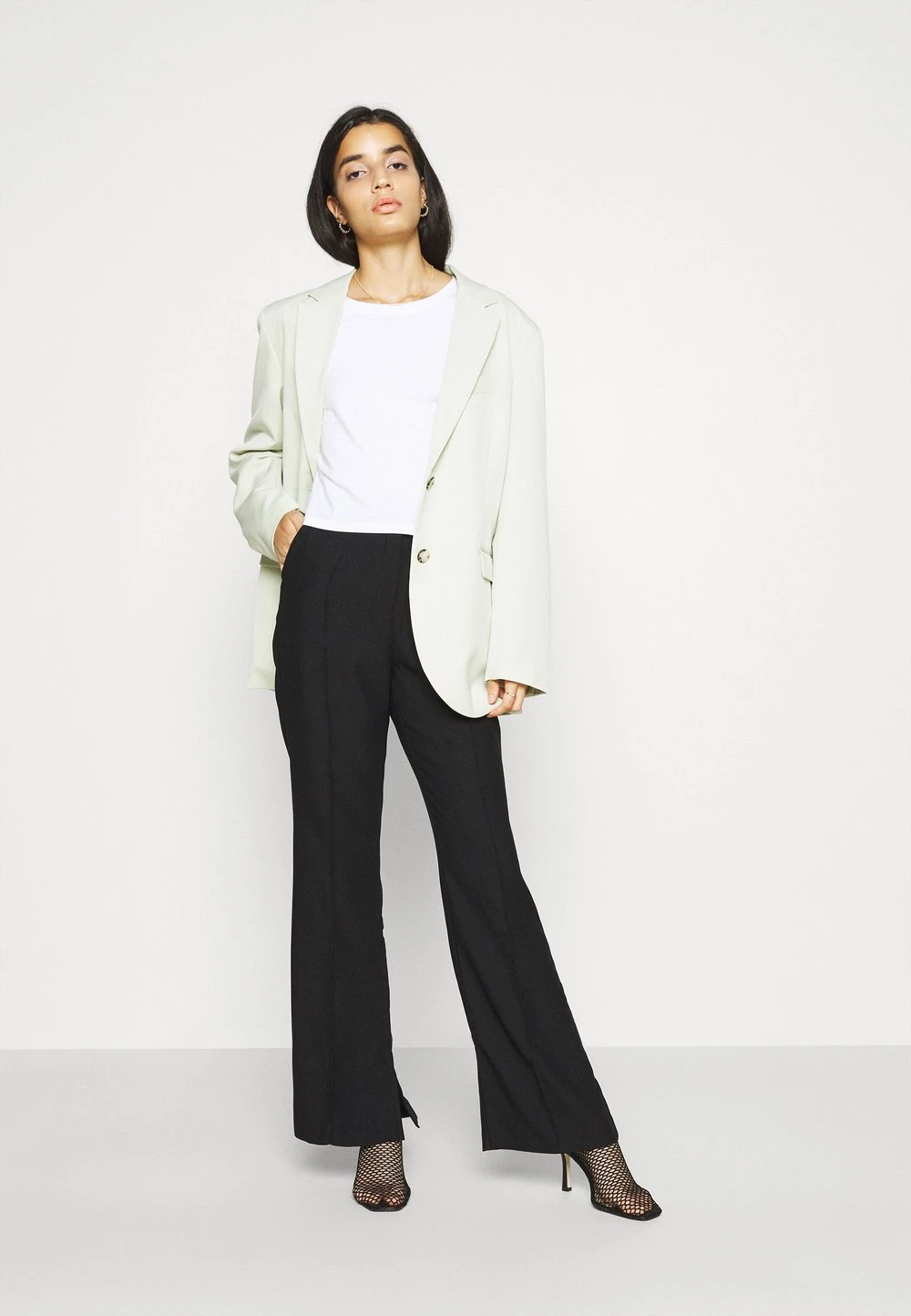 b4dc4839d30a4564889c8081d70367f6.jpg Nly by Nelly DRESSED SIDE SLIT PANTS - Pantalon classique Un Tarif Préférentiel pantalons haute femme -Nly by Nelly boutique b4dc4839d30a4564889c8081d70367f6