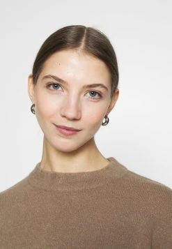 Nly by Nelly SLEEVE FOCUS - Pullover Prix Sympa pulls et gilets col rond femme -Nly by Nelly boutique b62b6d15554a4f8d807d871671bc4364