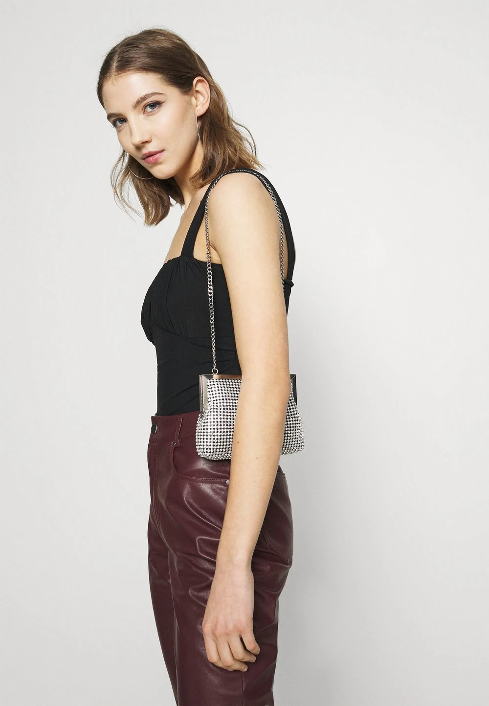 Nly by Nelly SHAPED BUST - Débardeur Qualité Fiable t-shirts et tops col carré femme 6 Nly by Nelly SHAPED BUST - Débardeur Qualité Fiable t-shirts et tops col carré femme – Image 4