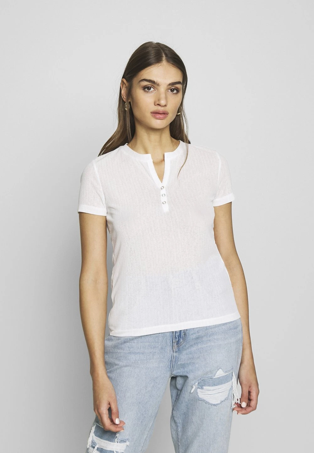 Nly by Nelly Prix Incroyables BUTTON TOP - T-shirt basique t-shirts et tops col tunisien femme 3 Nly by Nelly Prix Incroyables BUTTON TOP - T-shirt basique t-shirts et tops col tunisien femme