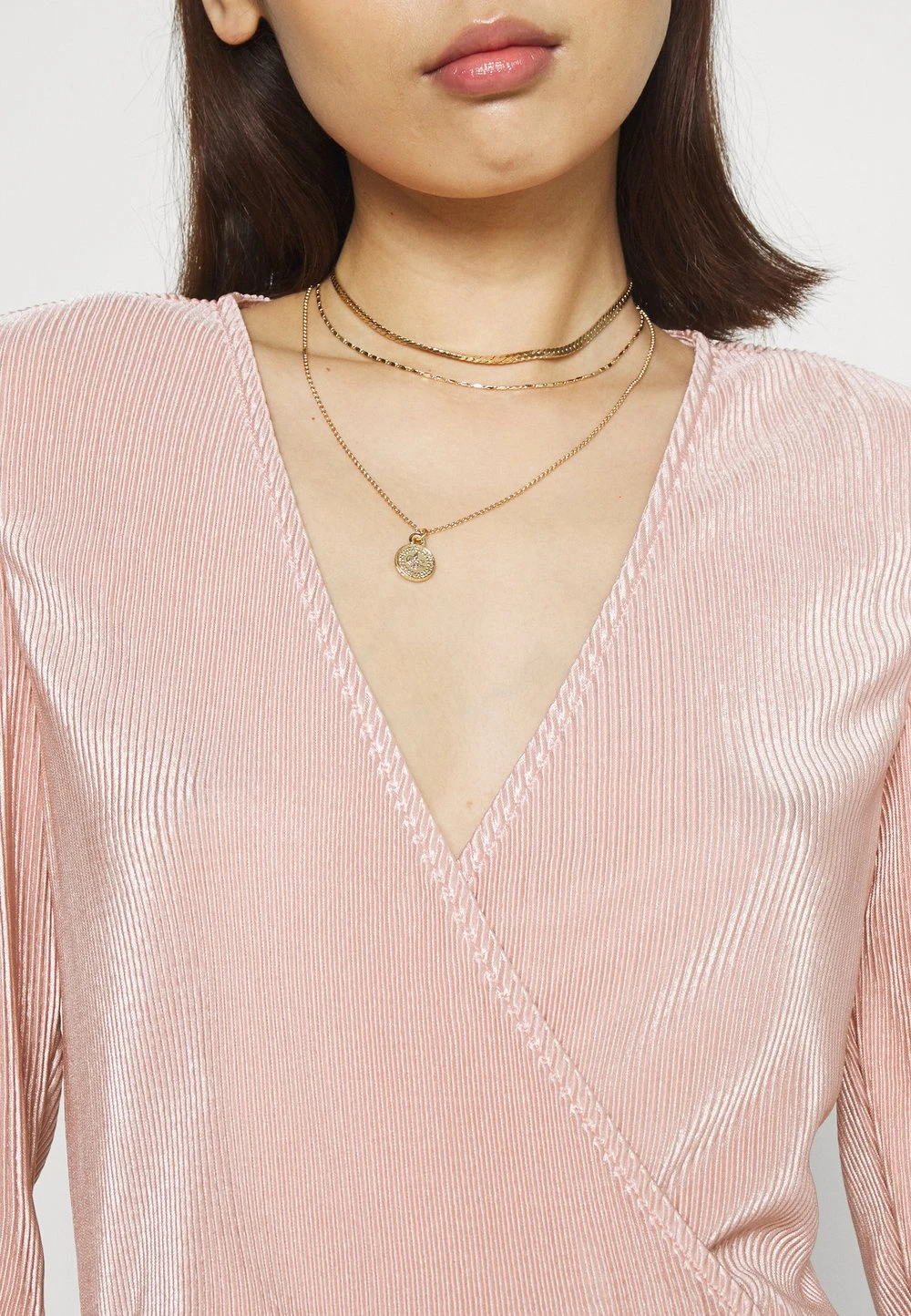 Nly by Nelly Prix Dégriffé ALL I NEED PLEAT DRESS - Robe de soirée robes cache-cœur femme 8 Nly by Nelly Prix Dégriffé ALL I NEED PLEAT DRESS - Robe de soirée robes cache-cœur femme – Image 6