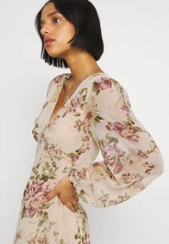 Prix Malin Nly by Nelly DATE ME FLOUNCE DRESS - Robe de jour robes col en v profond femme 12 Prix Malin Nly by Nelly DATE ME FLOUNCE DRESS - Robe de jour robes col en v profond femme -Nly by Nelly boutique b9806eaca5a648e58b57e55dfa46c3ec