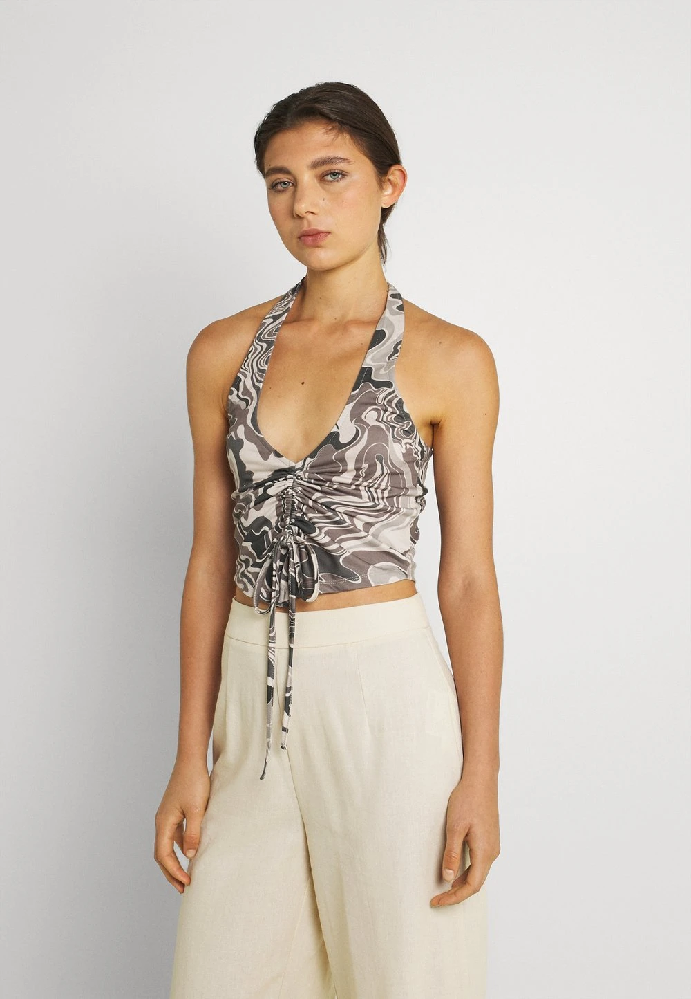 Nly by Nelly HALTERNECK DRAWSTRING - Débardeur Prix Jamais Vus t-shirts et tops col en v profond femme 3 Nly by Nelly HALTERNECK DRAWSTRING - Débardeur Prix Jamais Vus t-shirts et tops col en v profond femme