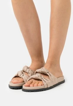 Nly by Nelly DOUBLE TWIST - Mules Réduction ouvert femme