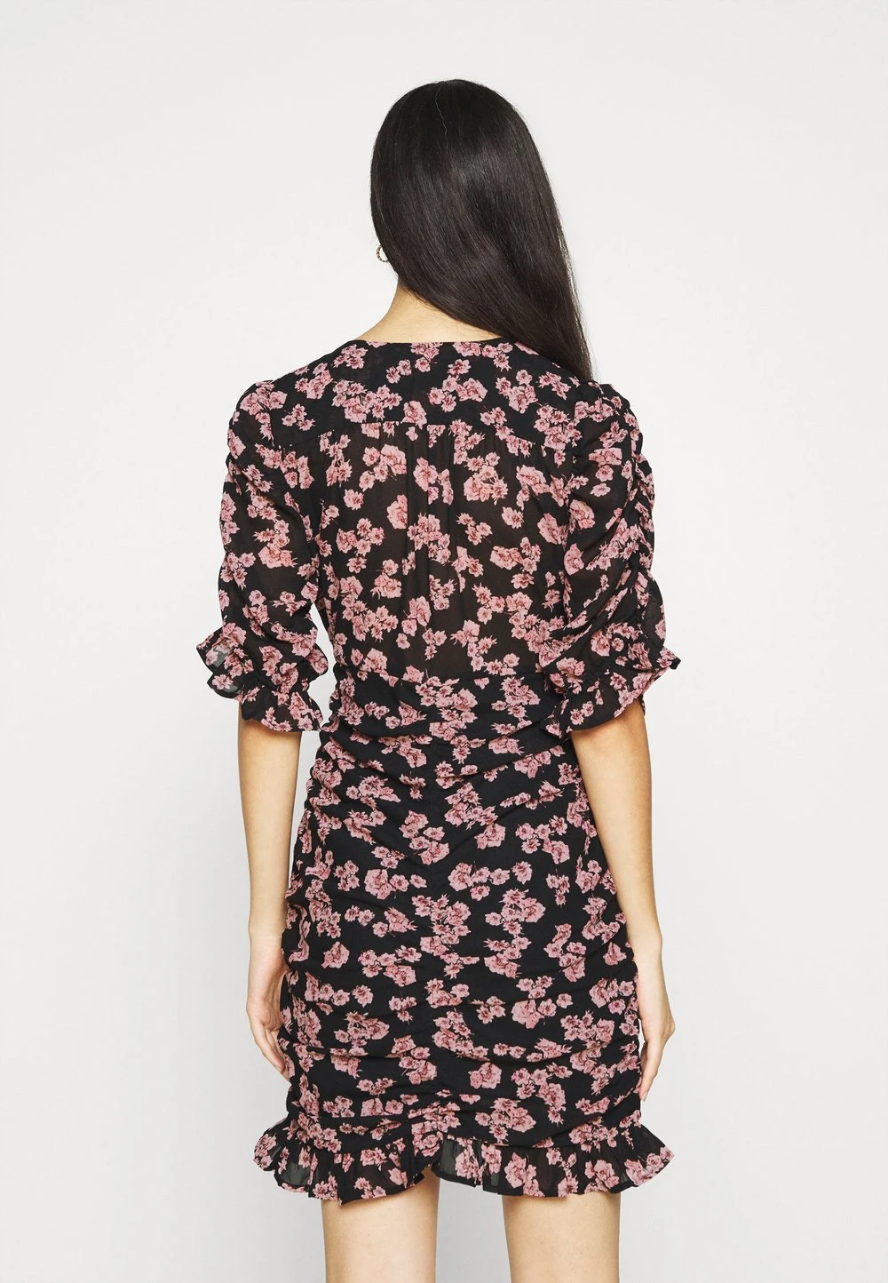 Nly by Nelly Rabais BE MINE DRESS - Robe de jour robes col en v profond femme 5 Nly by Nelly Rabais BE MINE DRESS - Robe de jour robes col en v profond femme – Image 3
