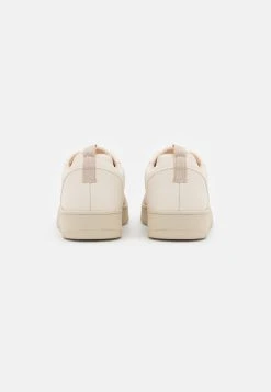 Prix Dégriffé Nly by Nelly SMASHING - Baskets basses baskets & sneakers rond femme -Nly by Nelly boutique c569b1cc16c94448a209e5ee84c7c37e