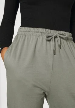 Nly by Nelly Prix Sacrifiés PERFECT PANTS - Pantalon de survêtement pantalons haute femme -Nly by Nelly boutique c572ef1e92aa4c07baee14c0559aa3bb