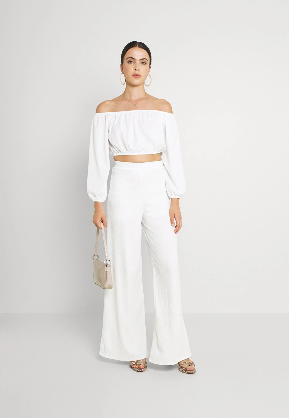 c80eeef58b214c66af6b7f0331e7b4c3.jpg Nly by Nelly MY OFF SHOULDER SET - Pantalon classique Remise En Ligne chemises et blouses carmen femme -Nly by Nelly boutique c80eeef58b214c66af6b7f0331e7b4c3