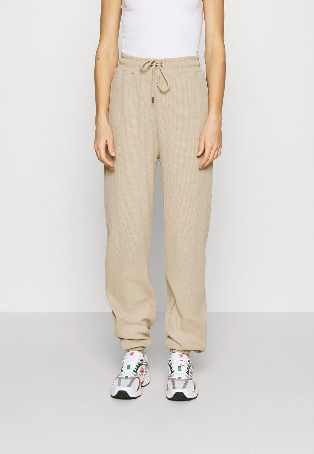 En Remise Nly by Nelly STRUCTURED - Pantalon de survêtement pantalons haute femme 3 En Remise Nly by Nelly STRUCTURED - Pantalon de survêtement pantalons haute femme