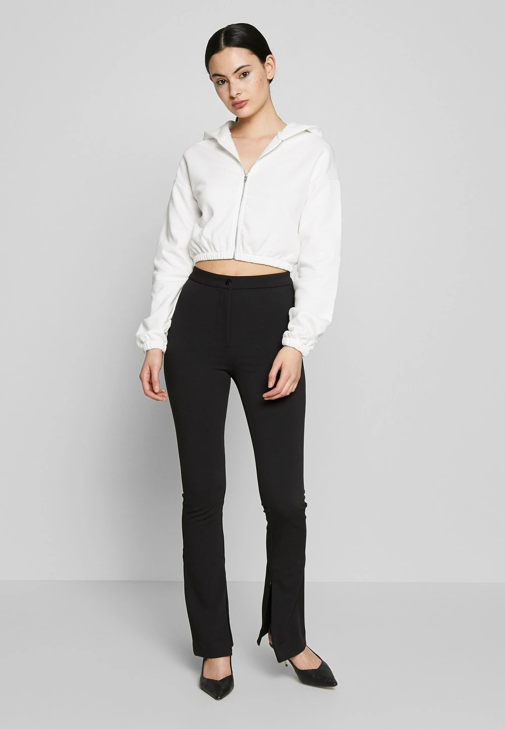 Nly by Nelly CROPPED ZIP HOODIE - Sweat à capuche zippé Qualité Excellente pulls et gilets femme 4 Nly by Nelly CROPPED ZIP HOODIE - Sweat à capuche zippé Qualité Excellente pulls et gilets femme – Image 2